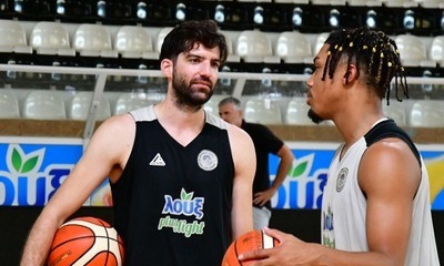 Ζούμπος: «Ο Δίπλαρος, ο Κόλοσσος και το εμβόλιο»