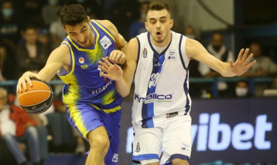 ΕΣΑΚΕ: Ο Κατσίβελης έσπασε το «φράγμα» των 1.000 πόντων