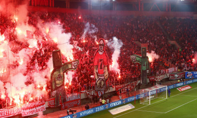 Ολυμπιακός: Διπλή «ερυθρόλευκη» εκδίκαση για τηλεοπτικά και καπνογόνα