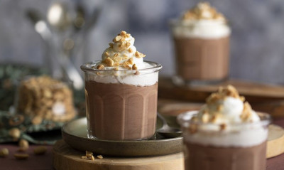 Άκης Πετρετζίκης: Μους φιστικοβούτυρο