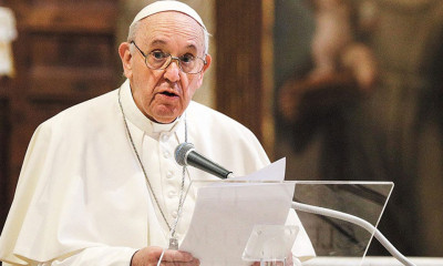 Παρί Σεν Ζερμέν: Το ιδιαίτερο δώρο στον Πάπα από τον Γάλλο πρωθυπουργό