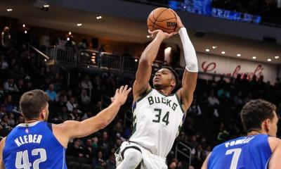 Μιλγουόκι Μπακς: Βρίσκει ρυθμό ο Giannis, αλλά ήττα από Μάβερικς (photos+video)