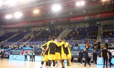 Απίθανα πράγματα στο κλειστό της ΑΕΚ - Κάλυψαν την οροφή με μουσαμάδες