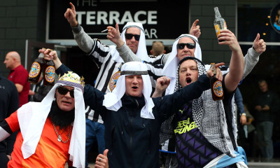 Εκπληκτικό: Η Νιούκαστλ ζητά απ’ τον κόσμο της να μη φορά… κελεμπίες!