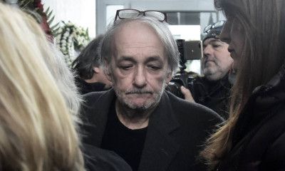 Ανδρέας Μικρούτσικος: Διασωληνωμένος στην εντατική ο παρουσιαστής