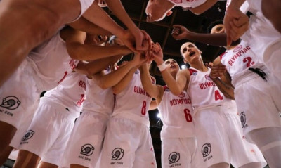 Live streaming Ολυμπιακός-Ερυθρός Αστέρας