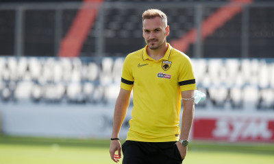 ΑΕΚ: Έγινε πατέρας ο Μπακάκης και έμεινε εκτός… αποστολής