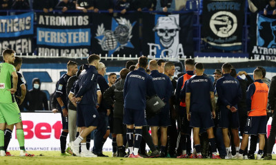 Ατρόμητος: Το νέο «χαστούκι» από Ιωνικό έφερε εισβολή οπαδών (photos)