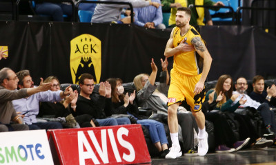 ΑΕΚ-Άρης 64-63: «Λύτρωση» από τον Πετρόπουλο!