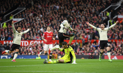 Μάντσεστερ Γιουνάιτεντ-Λίβερπουλ: Διπλό χτύπημα από Κεϊτά και Ζότα για το 0-2 (videos)