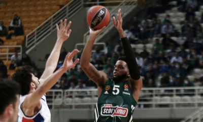 Παναθηναϊκός ΟΠΑΠ-Εφές Αναντολού: Αποθέωση του MVP Μέικον από τον Κιθ Λάνγκφορντ