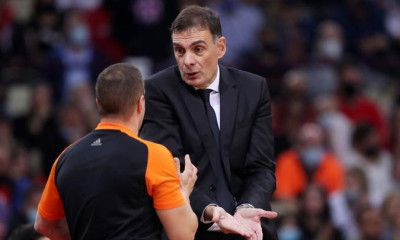 Μπαρτζώκας: «Εξέλιξη του κόσμου μαζί με την ομάδα»