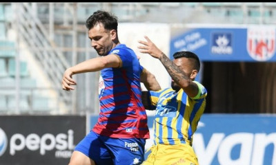 Super League: Ο Νίνης έφθασε τους 300 αγώνες