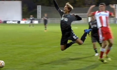 Βούτηξε κυριολεκτικά! Πέναλτι-φάντασμα έδωσε ο διαιτητής του ΟΦΗ-ΑΕΚ στο Youth League (video)