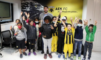 ΑΕΚ: Έκπληξη σε προσφυγόπουλα από Καρίμ