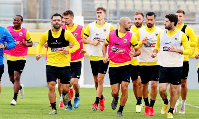 ΑΕΚ: Εκτός πλάνων Μπακάκης, Λάτσι και Μιτάι