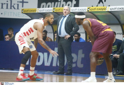 Περιστέρι-Ολυμπιακός: Η ένταση μεταξύ Λαρεντζάκη-Χίγκινς (video)