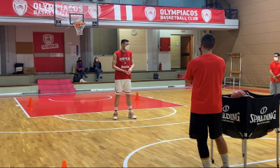Ολυμπιακός: Ο… απρόσμενος επισκέπτης της One Team (photos)