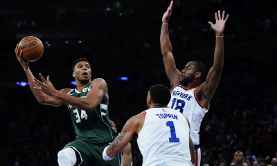 NBA: Τρίποντη απόδραση για Μπακς από τη Νέα Υόρκη (photos+video)