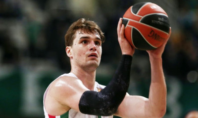 Χεζόνια: «Άξιζα τις αποδοκιμασίες, μόνο ΠΑΟ»