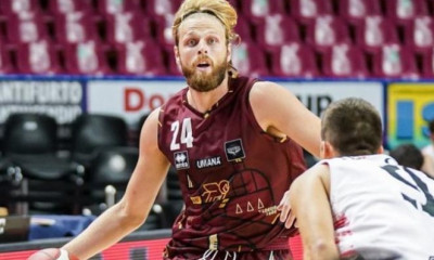 Βενέτσια: Βλέπει την πόρτα της εξόδου ο Χαραλαμπόπουλος