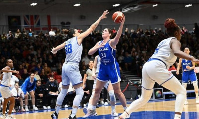 Εθνική Ελλάδος: Η πληθωρική εμφάνιση της Μαριέλλας Φασούλα (video)