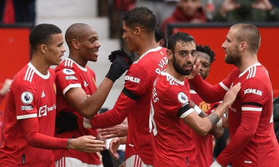 Μάντσεστερ Γιουνάιτεντ: Ρίχνει «βόμβα» στον πάγκο - Αλλάζει το τοπίο στην Ευρώπη