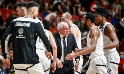 Ερυθρός Αστέρας-Παρτιζάν 71-56: «Ερυθρόλευκη» επικράτηση - Συνθήματα κατά Ομπράντοβιτς