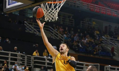 ΑΕΚ σε Γέλοβατς: «Όλοι στο πλευρό σου, να γίνεις γρήγορα καλά»