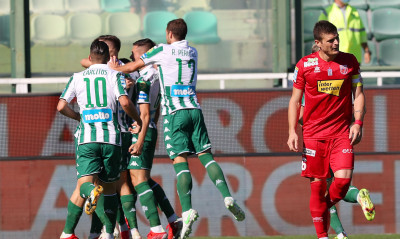 Παναθηναϊκός-Βόλος: Η πεντάρα του «τριφυλλιού» στο πρωτάθλημα με τον μαγικό Καρλίτος (video+photos)