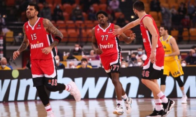 Oλυμπιακός-Μακάμπι Τελ Αβίβ: Τα highlights της «ερυθρόλευκης» κυριαρχίας(photos&video)