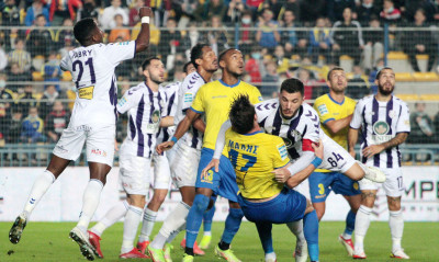 Απόλλων Σμύρνης: Απουσίες με Λαμία, συμπλήρωσε κάρτες ο Φατιόν