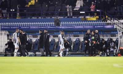 ΠΑΟΚ: «Σύννεφα» στην Τούμπα - Μονόδρομος η αντίδραση με Σλόβαν