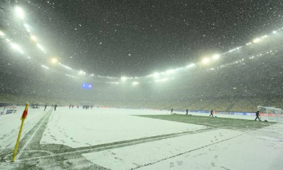 Champions League: Τρομερή χιονόπτωση στο Κίεβο - Κανονικά το Ντιναμό-Μπάγερν Μονάχου (video+photos)