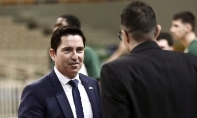 Παναθηναϊκός ΟΠΑΠ-Ζενίτ: Θερμή υποδοχή σε Πασκουάλ και Μάνο, βραβεύτηκε ο Ισπανός (photos)