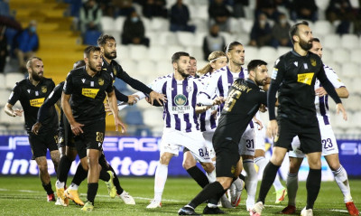 Απόλλων Σμύρνης-Λαμία 0-0: Η ισοπαλία βόλεψε τους φιλοξενούμενους (video+photos)