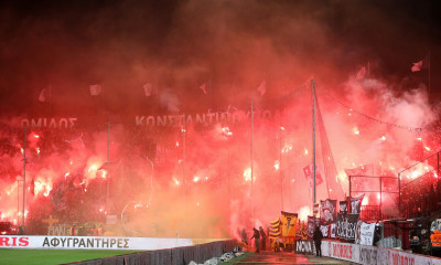 ΠΑΟΚ-Άρης: Εκρηκτική ατμόσφαιρα στην Τούμπα – Πυρσός στον Κουέστα (photos)