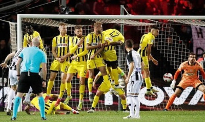 Μήνυμα Θεοδωρικάκου μετά και το ΠΑΟΚ-Άρης – Σενάριο για κλειστά γήπεδα