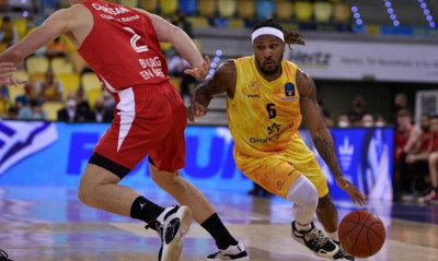 Γκραν Κανάρια: Αξιώνει αποζημίωση για Αλμπισί από την Γαλλική Ομοσπονδία