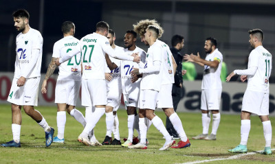 Λεβαδειακός-Ολυμπιακός 3-2: «Τιμώρησε» το rotation και πήρε μεγάλη νίκη (videos+photos)