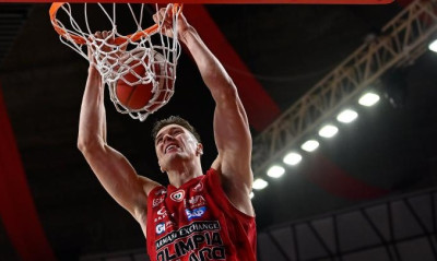 Αρμάνι Μιλάνο: Καραντίνα για τον Ταρζέφκσι, ερωτηματικό για Άλμπα