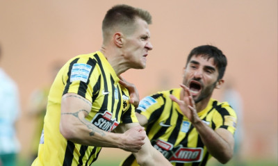 ΑΕΚ-Παναθηναϊκός: Γκολ από τα αποδυτήρια ο Σιμάνσκι, πήρε φωτιά το ΟΑΚΑ! (video+photos)