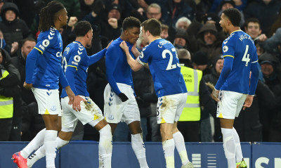 Premier League: Τεράστια νίκη με ανατροπή και γκολάρα στο 92' η Έβερτον κόντρα στην Άρσεναλ! (vid)