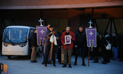 Το «τελευταίο» αντίο στον Γέλοβατς - Κηδεύτηκε σε κλίμα οδύνης