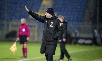 Γιαννίκης: «Δεν μπορείς σε αυτό το γήπεδο να κάνεις παιχνίδι»