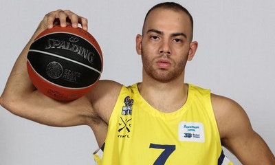 Λαύριο-Μουράτος: «Υποχρεωμένοι να δώσουμε τα πάντα για τον κόσμο μας»