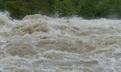 Κακοκαιρία: Τραγωδία στην Πιερία - Νεκρή 50χρονη που παρασύρθηκε από χείμαρρο