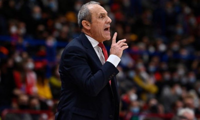 Αρμάνι Μιλάνο-Παναθηναϊκός ΟΠΑΠ: Το μέγεθος και η ζώνη προβληματίζουν τον Μεσίνα