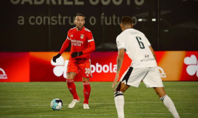 Συμπαίκτης του Βλαχοδήμου στη Μπενφίκα έζησε νύχτα τρόμου - Τον έδεσαν οι ληστές! (photos)