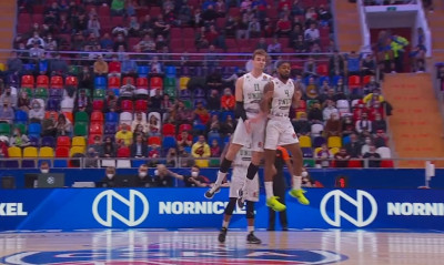 Euroleague: Ο «διπλός» Χεζόνια ντρόπιασε τη ΤΣΣΚΑ του Ιτούδη στο ρωσικό ντέρμπι (video+photos)